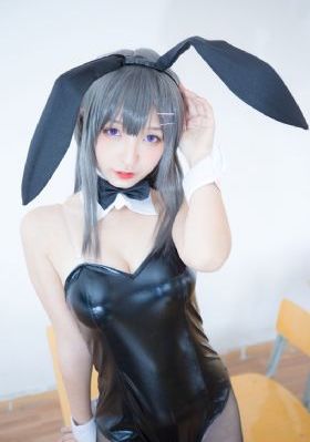 美女的咪咪_BD英语高清电影在线