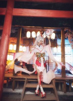黑丝美女被爆操_超清高清电影在线